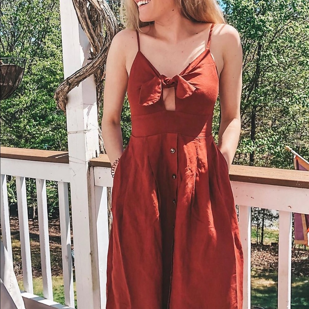 Express Linen blend Midi peephole dress